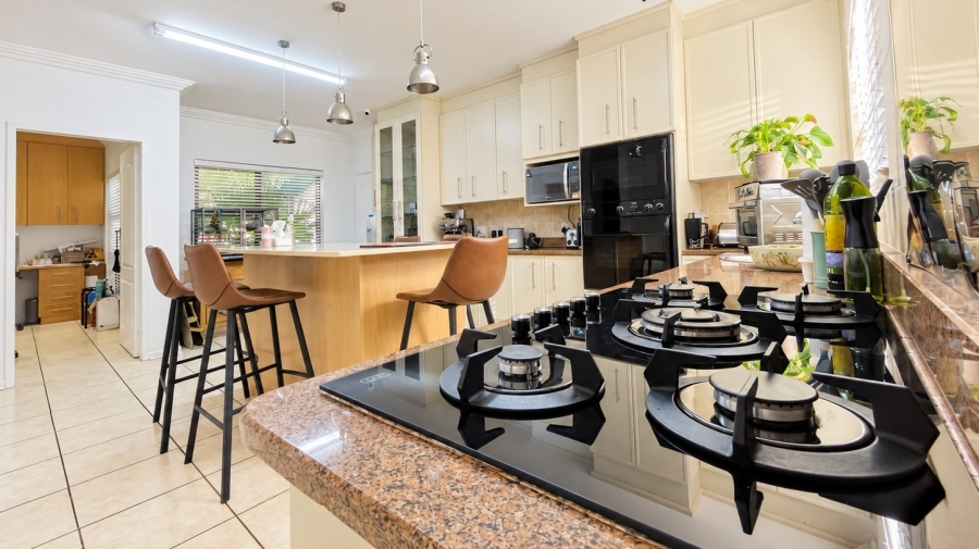 3 Bedroom Property for Sale in Wilkoppies North West